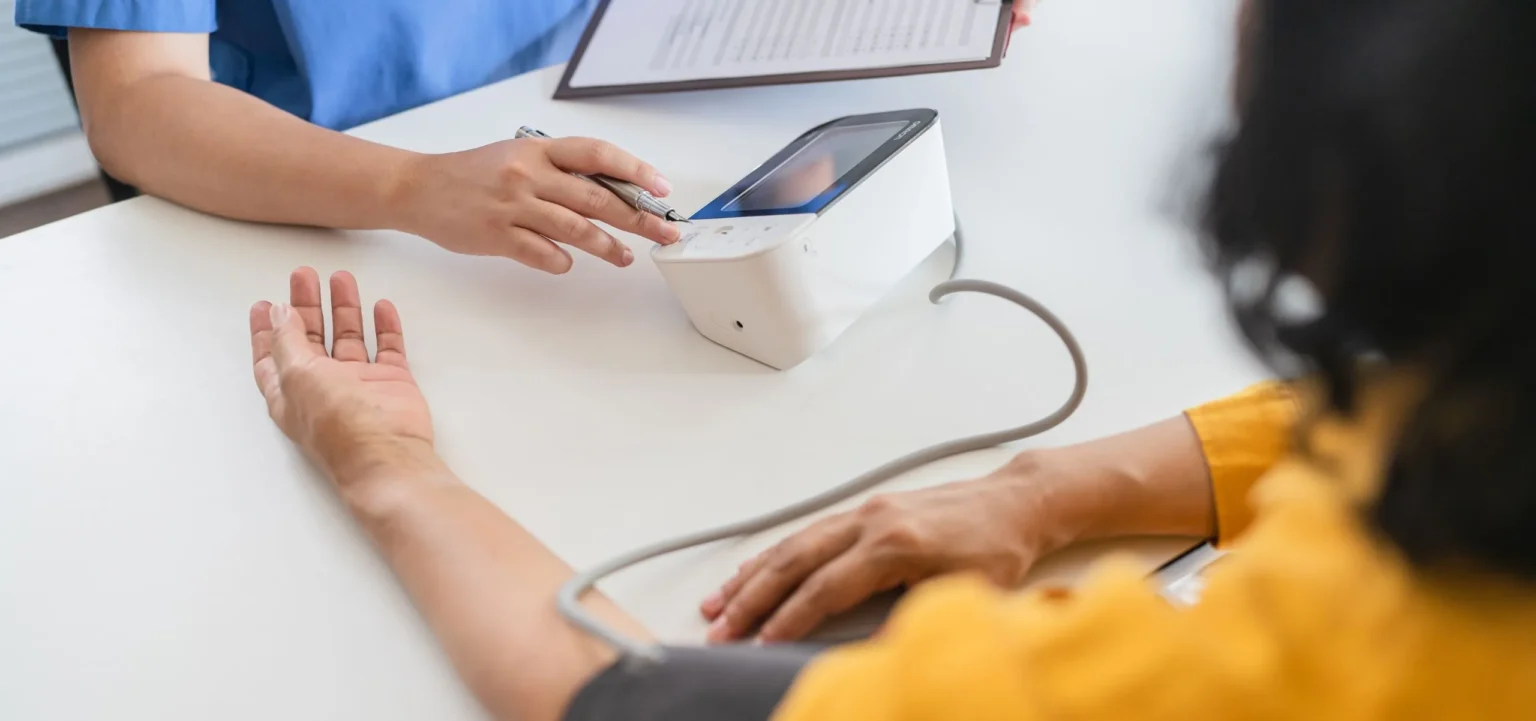 como bajar la presion arterial alta